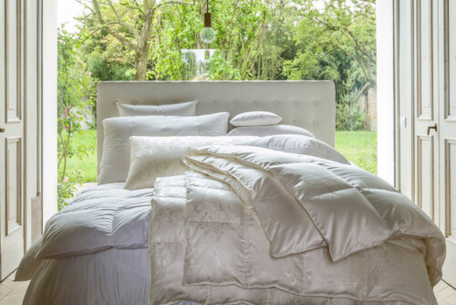 Christian Fischbacher Daunen-Federn und Plaids