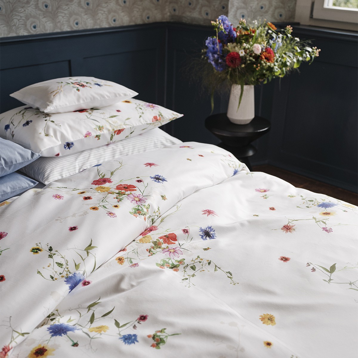 Fischbacher Kimono Fleures volantes E26 – Bild 4